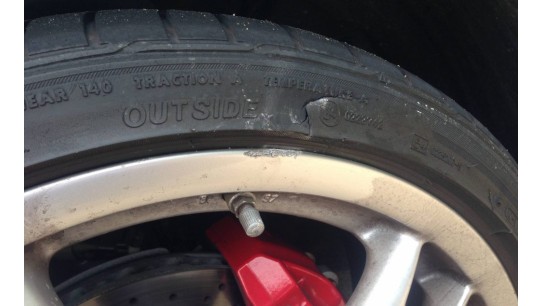 A kerék sérüléseinek típusai és azok észlelése